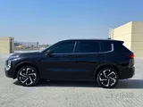 Mitsubishi Outlender